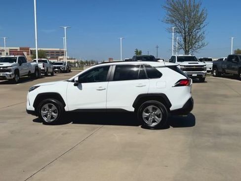 Used 2024 Toyota RAV4 XLE image 6