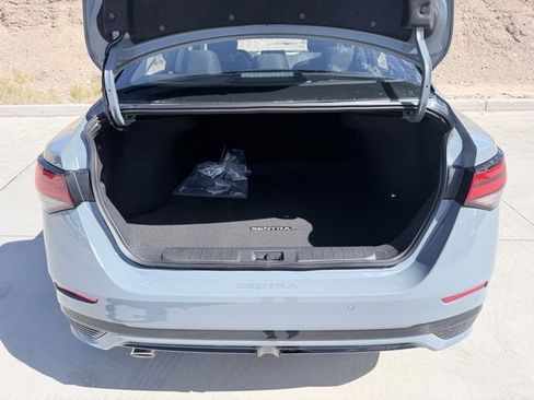 New 2025 Nissan Sentra SR image 8