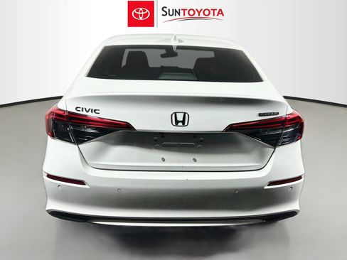 Used 2024 Honda Civic Touring image 5