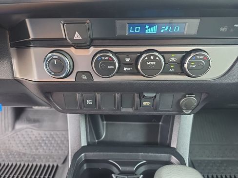 Certified 2021 Toyota Tacoma SR AWD/4WD image 23
