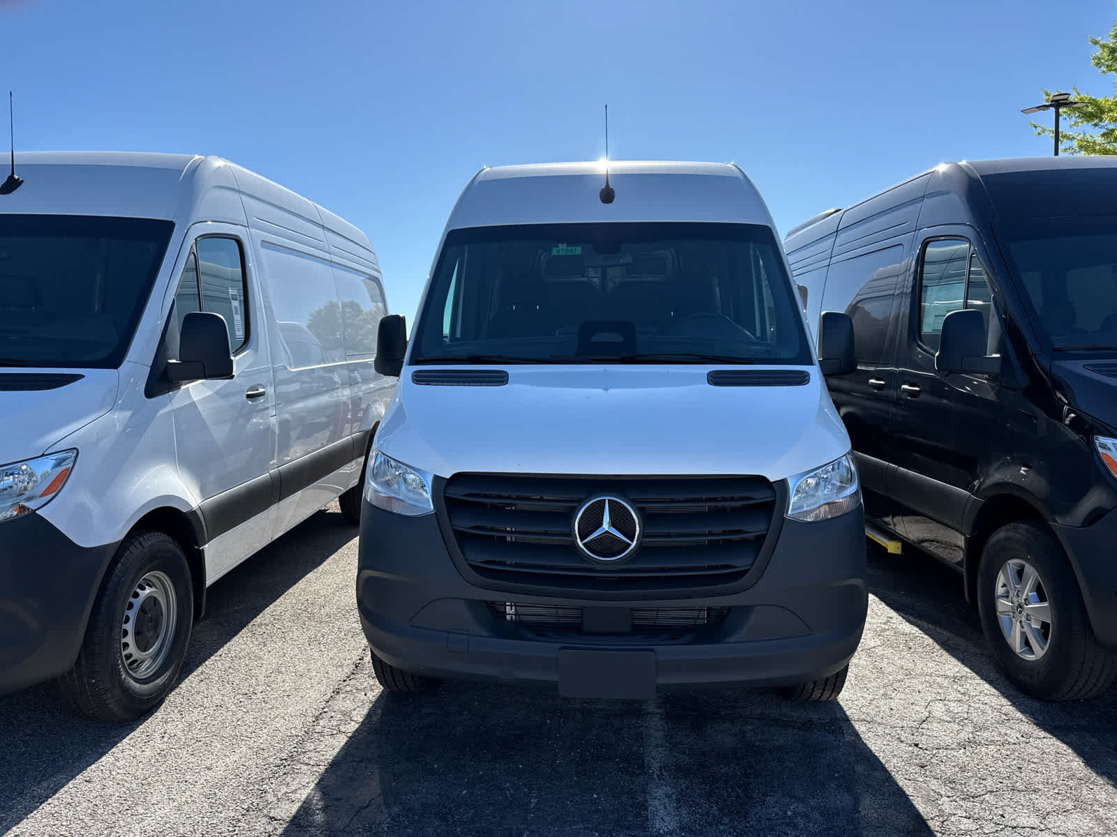 Used 2026 Mercedes-Benz Sprinter 2500 image 5