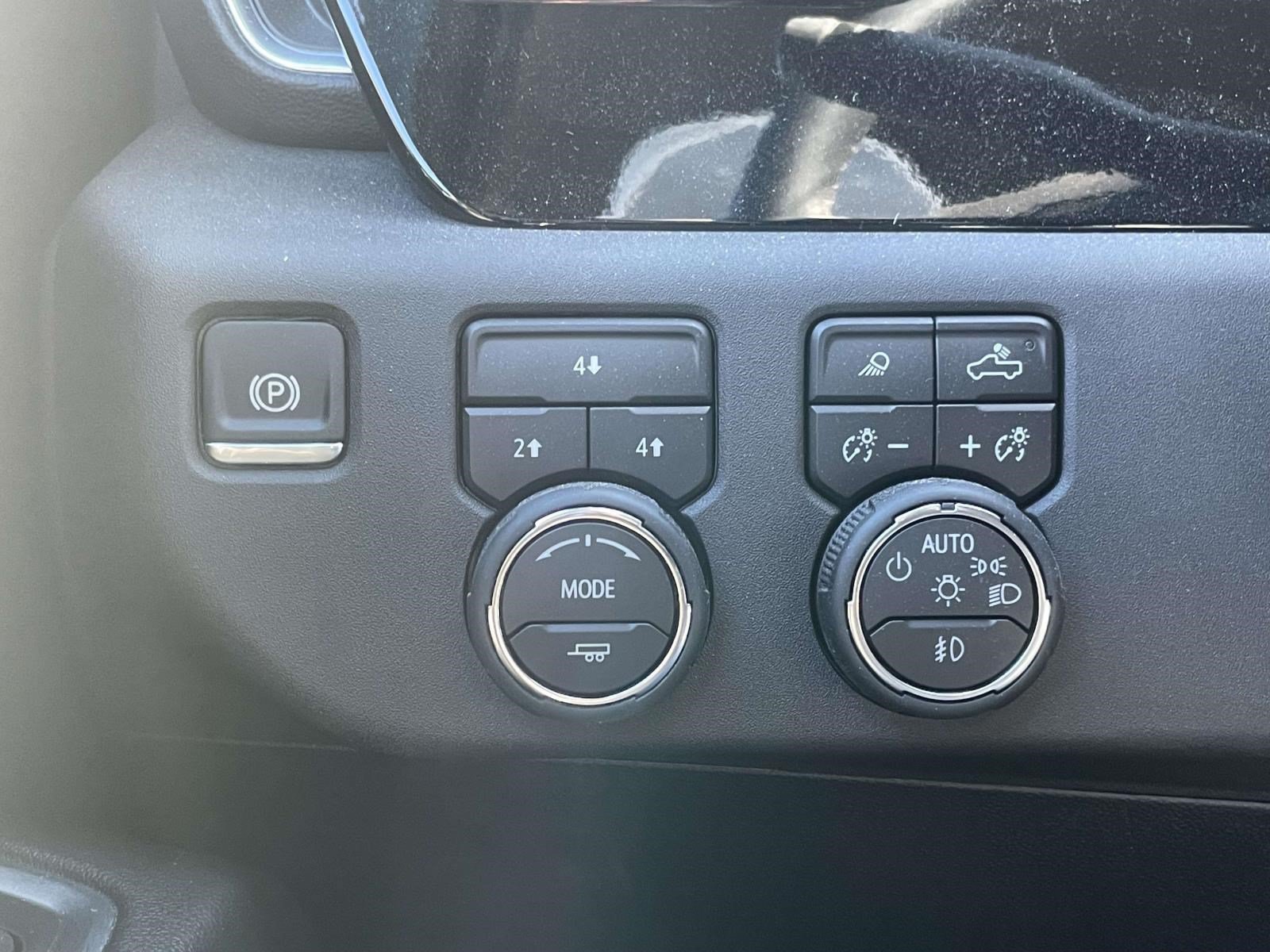 Used 2024 Chevrolet Silverado 3500 LT w/ All Star Edition AWD/4WD image 18