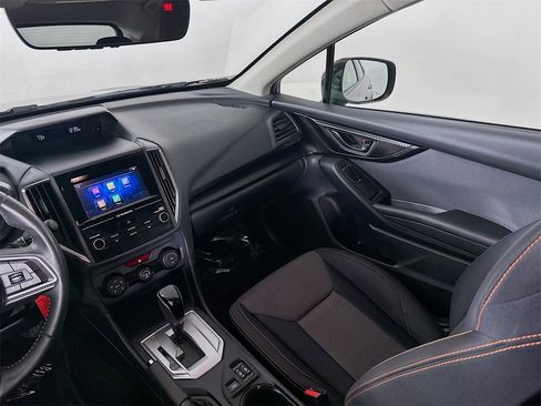 Used 2018 Subaru Crosstrek 2.0i Premium w/ Eyesight System image 21