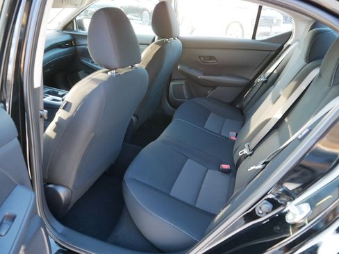 Certified 2025 Nissan Sentra SV image 35