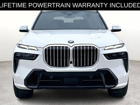Used 2025 BMW X7 xDrive40i w/ M Sport Package AWD/4WD image 4