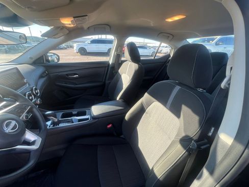 Used 2025 Nissan Sentra SV image 36