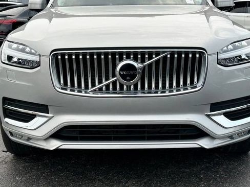 Used 2023 Volvo XC90 B6 Plus w/ Protection Package Premier AWD/4WD image 4