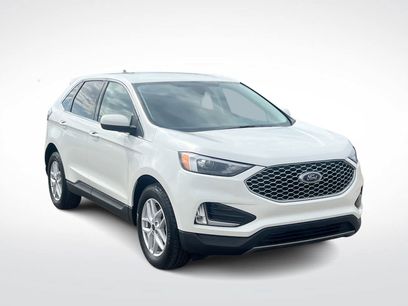 Used 2023 Ford Edge SEL w/ Convenience Package