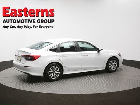 Used 2022 Honda Civic LX image 40