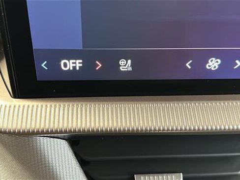 New 2026 Ford Explorer Active w/ Active Comfort Package AWD/4WD image 30