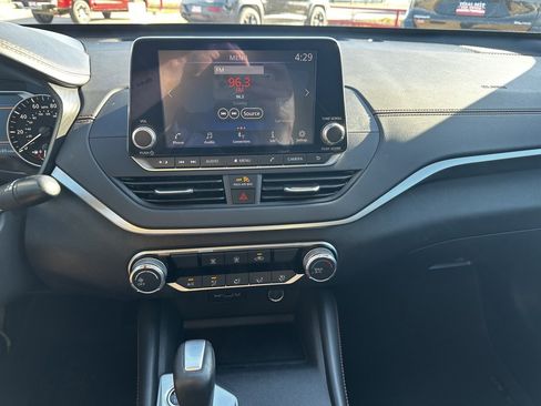 Used 2021 Nissan Altima 2.5 SR image 24