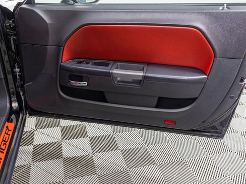 Used 2013 Dodge Challenger R/T Plus image 42