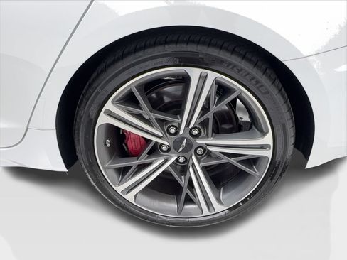 Used 2025 Genesis G70 2.5T w/ Sport Prestige Package AWD/4WD image 12