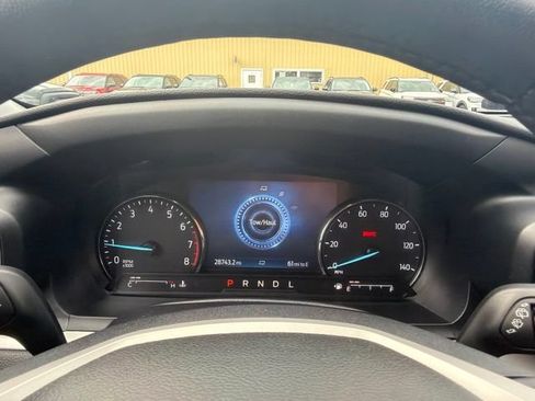 Used 2023 Ford Explorer XLT w/ Equipment Group 202A AWD/4WD image 53