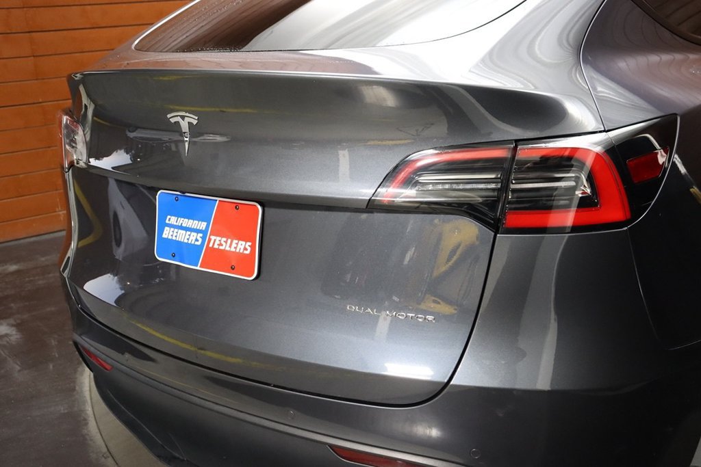 Used 2023 Tesla Model Y Long Range AWD/4WD image 11