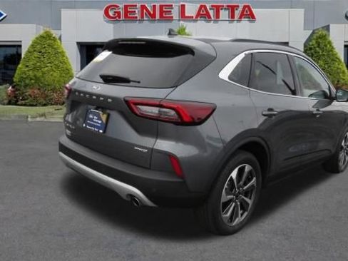 Used 2024 Ford Escape ST-Line Elite w/ Premium Technology Package image 7