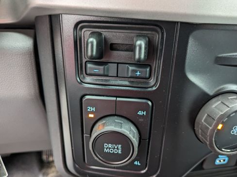 New 2025 Ford F550 4x4 Crew Cab image 46