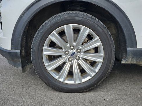 Used 2020 Ford Explorer Limited image 9