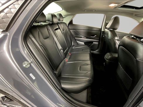 Used 2024 Hyundai Elantra Limited FWD image 24