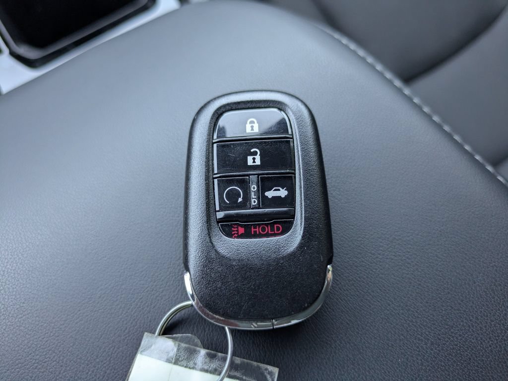 Used 2025 Honda Accord Sport image 28