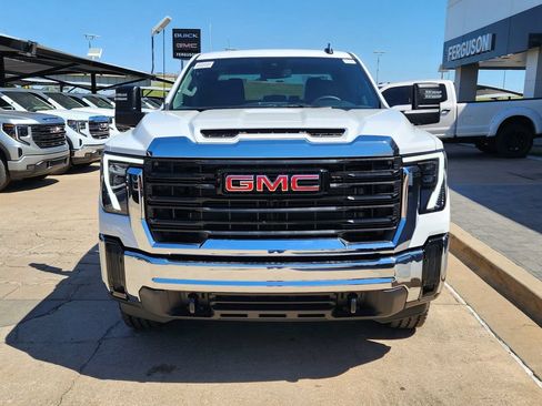 New 2026 GMC Sierra 2500 Pro w/ Convenience Package AWD/4WD image 8