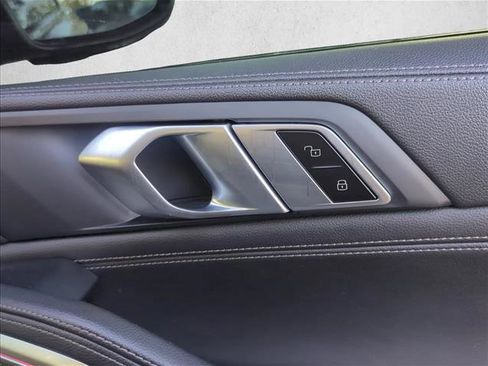 Used 2021 BMW X6 sDrive40i w/ Executive Package RWD image 28