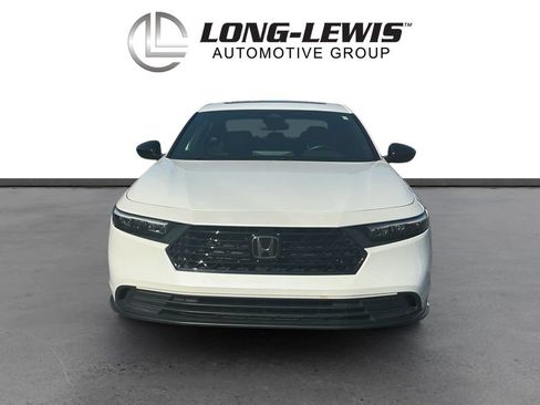 Used 2024 Honda Accord Sport image 11