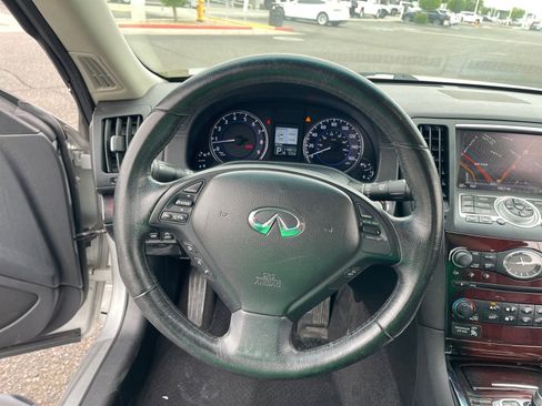 Used 2013 INFINITI G37 Sport w/ Premium Pkg image 9