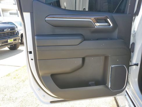 Used 2024 Chevrolet Silverado 1500 RST w/ Protection Package AWD/4WD image 16