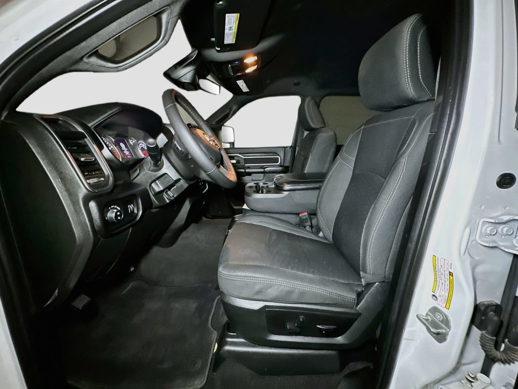 Certified 2025 RAM 2500 Big Horn AWD/4WD image 17