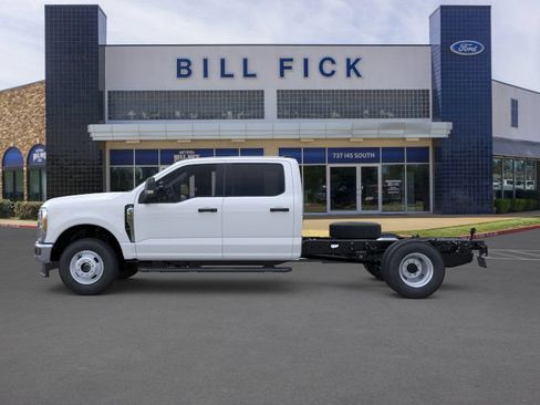 New 2026 Ford F350 XL w/ XL Chrome Package AWD/4WD image 3