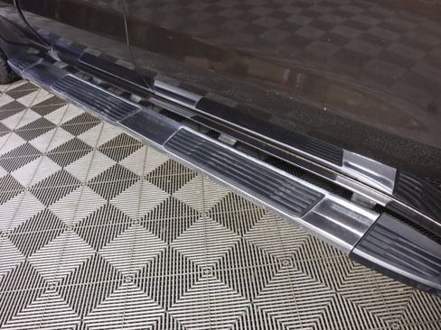 Used 2020 Chevrolet Silverado 1500 LTZ image 47