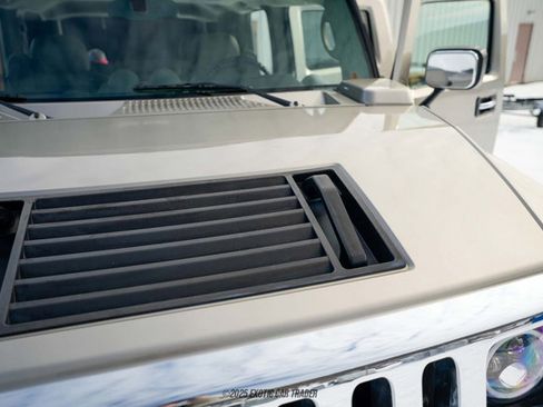 Used 2003 HUMMER H2 w/ Preferred Equipment Group image 84