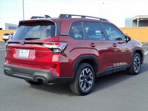 Certified 2025 Subaru Forester w/ Convenience Package #1 image 7