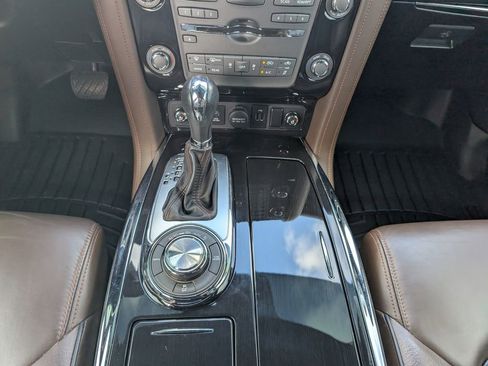 Used 2020 Nissan Armada Platinum w/ Platinum Reserve Package image 27