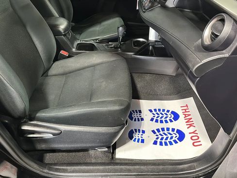 Used 2017 Toyota RAV4 LE w/ Carpet Mat Package AWD/4WD image 16