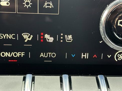 New 2026 GMC Acadia Denali w/ Super Cruise Package image 19