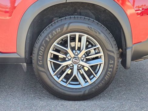 Used 2023 Nissan Rogue S FWD image 20
