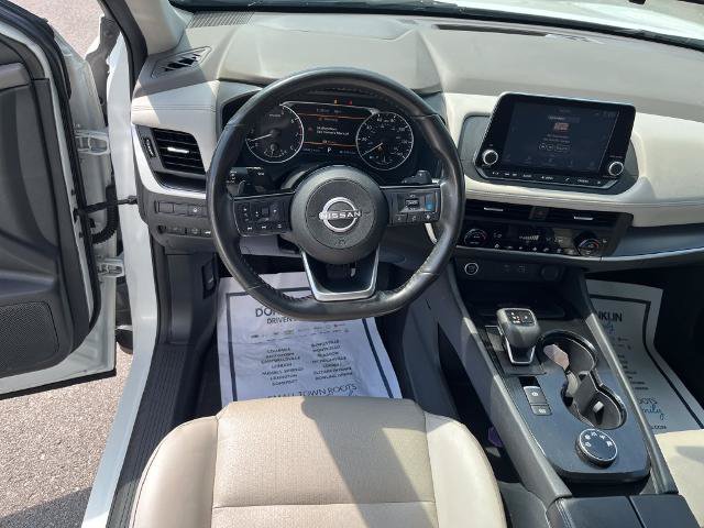 Certified 2023 Nissan Rogue SV w/ SV Premium B Package AWD/4WD image 15