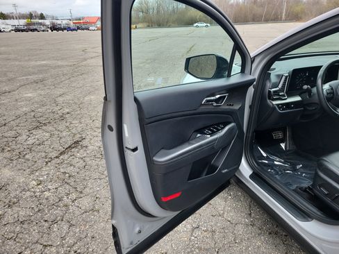 Used 2024 Kia Sportage X-Pro image 15