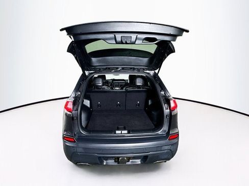 Used 2020 Jeep Cherokee Latitude Plus image 26