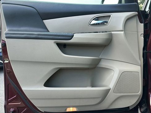 Used 2017 Honda Odyssey EX-L image 13