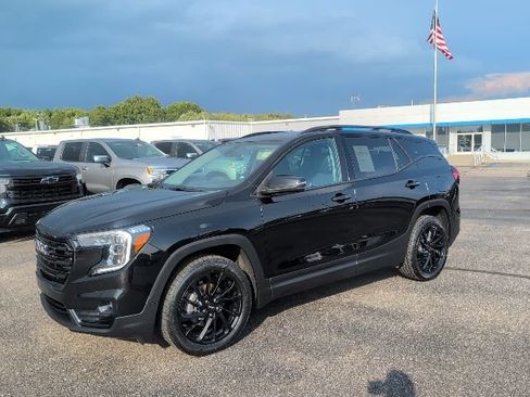 Used 2023 GMC Terrain SLT w/ Elevation Edition AWD/4WD image 1