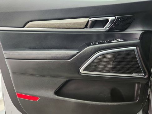 Used 2022 Kia Telluride SX image 29