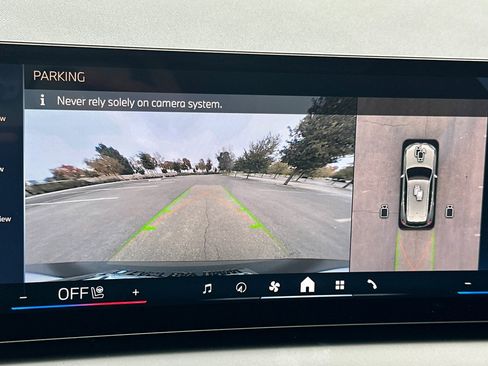 Used 2025 BMW X3 xDrive30i w/ Premium Package image 26