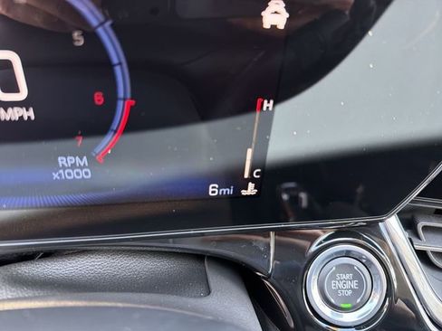 New 2026 Chevrolet Trax ACTIV FWD image 16