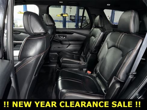 Used 2023 Honda Pilot TrailSport image 17