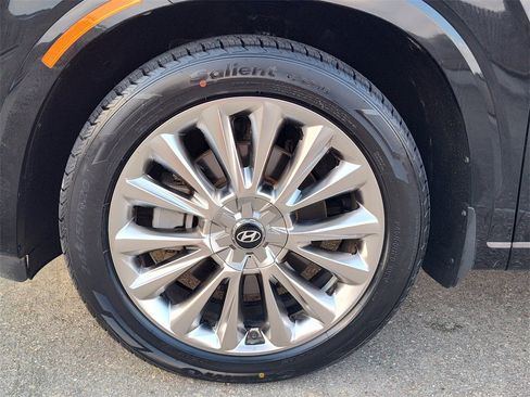 Used 2020 Hyundai Palisade Limited image 19