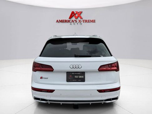 Used 2018 Audi SQ5 Prestige w/ Prestige Package AWD/4WD image 4