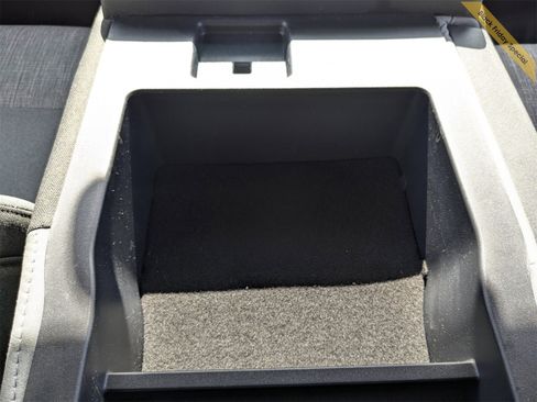 Used 2024 Ford F350 XLT image 12